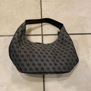 Dooney & Bourke Shoulder Bag
